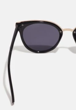 Anna Field Lunettes De Soleil - Black 8 Anna Field Lunettes De Soleil - Black -Anna Field 061b6a7861504bcbaa14603733f6a2be