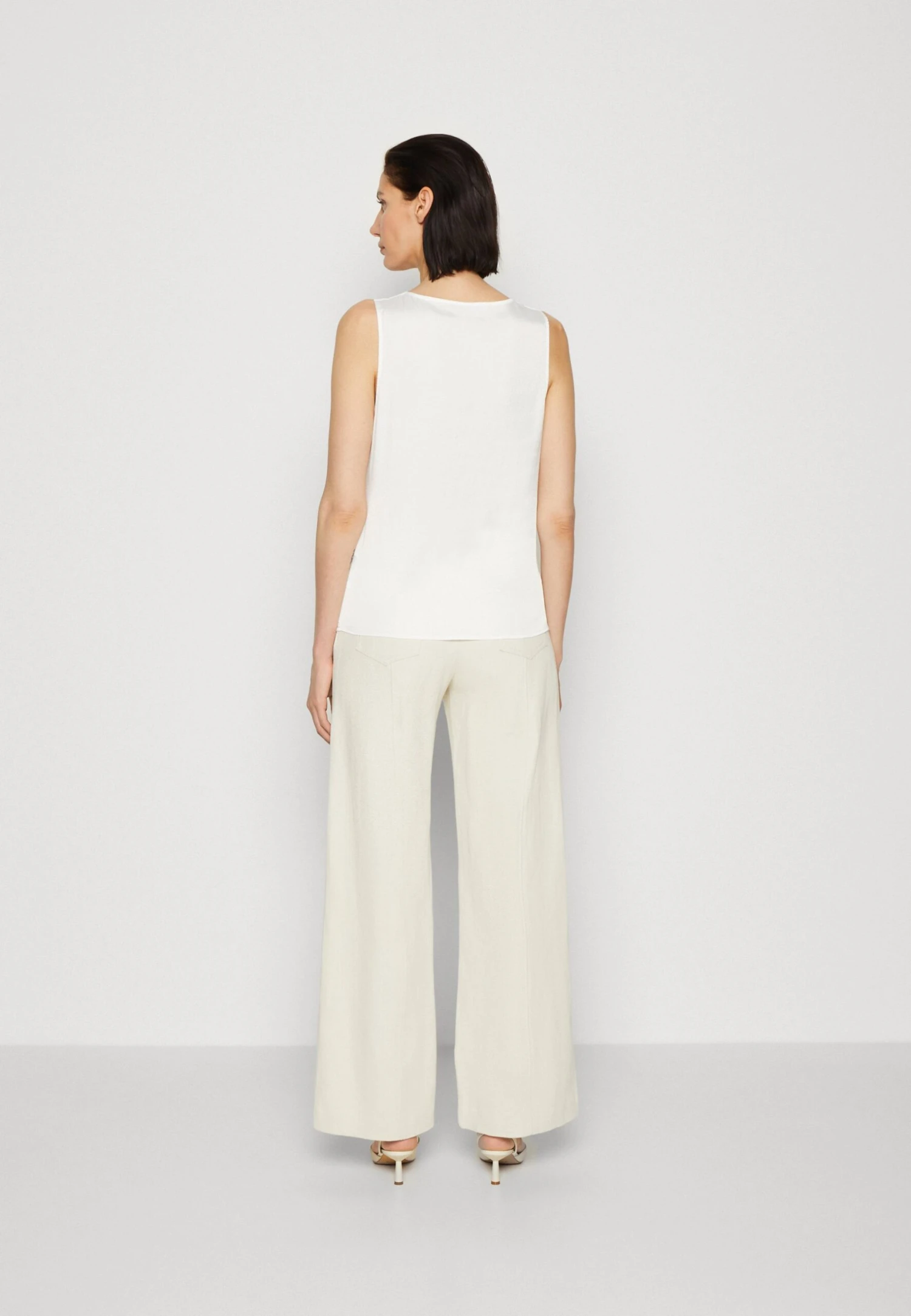 Anna Field Débardeur - Off White 5 Anna Field Débardeur - Off White – Image 3
