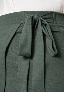 Anna Field Basic Wrap Over Midi Skirt - Jupe Trapèze - Light Green 15 Anna Field Basic Wrap Over Midi Skirt - Jupe Trapèze - Light Green -Anna Field 171a2079f44848fe88272f7a0793ac84