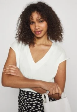 T-Shirt Basique - Off-White -Anna Field 7396f69cf9334655a4908ea604a7abef