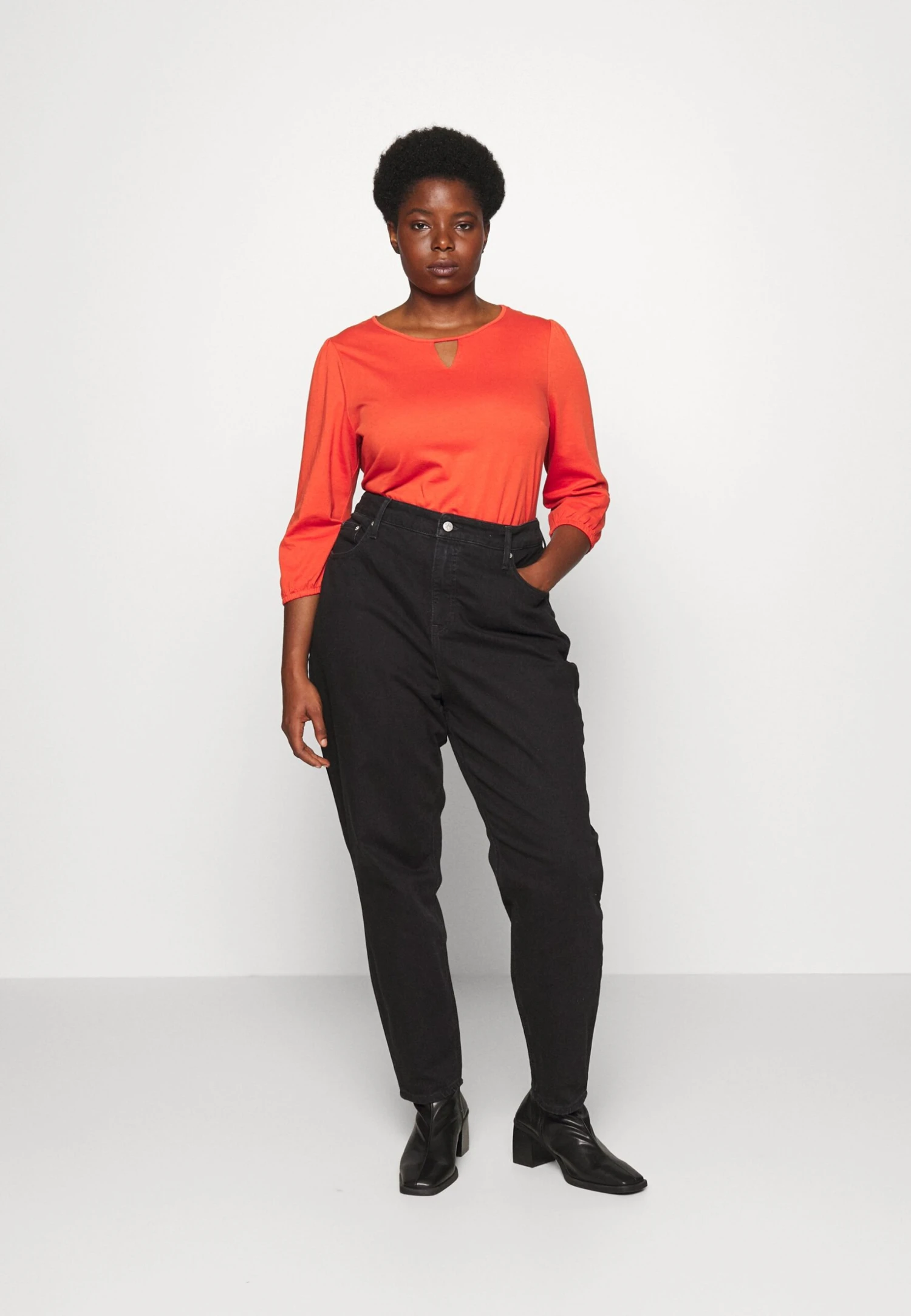 T-Shirt À Manches Longues - Red 6 T-Shirt À Manches Longues - Red – Image 4