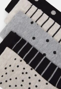 Anna Field 5 Pack - Chaussettes - Grey/Black -Anna Field c5f09f723bd44e039bdcd51a09fa4183